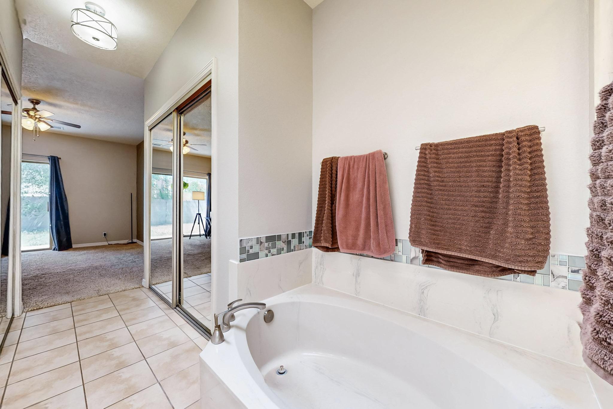 10809 Academy Ridge Road, Albuquerque, New Mexico image 25
