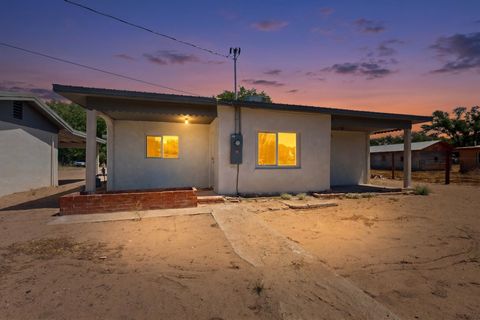Homes For Sale - 1104 E River Road<br/> Valencia County, Belen, NM 87002