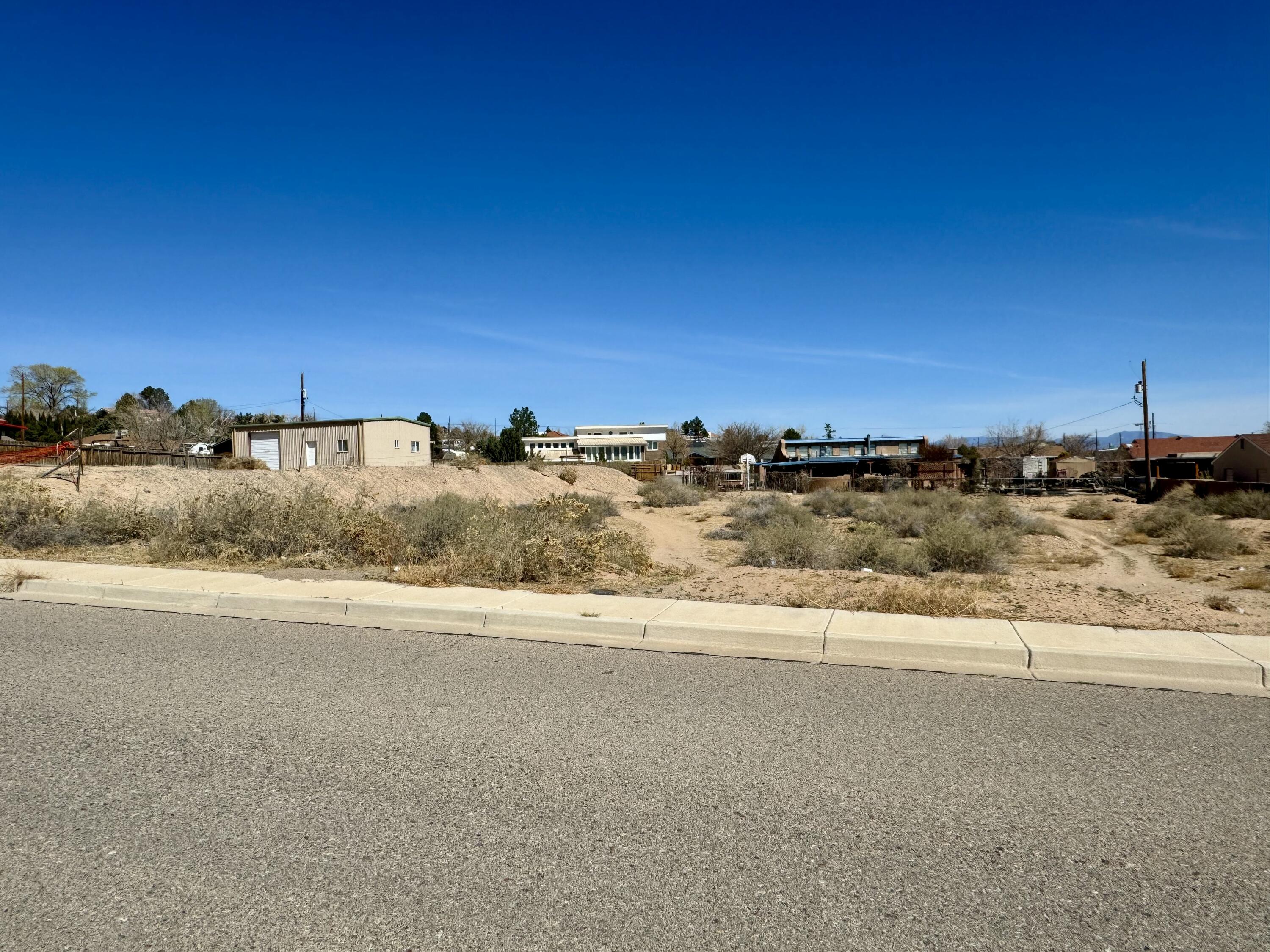 Drake Road, Los Lunas, New Mexico image 2