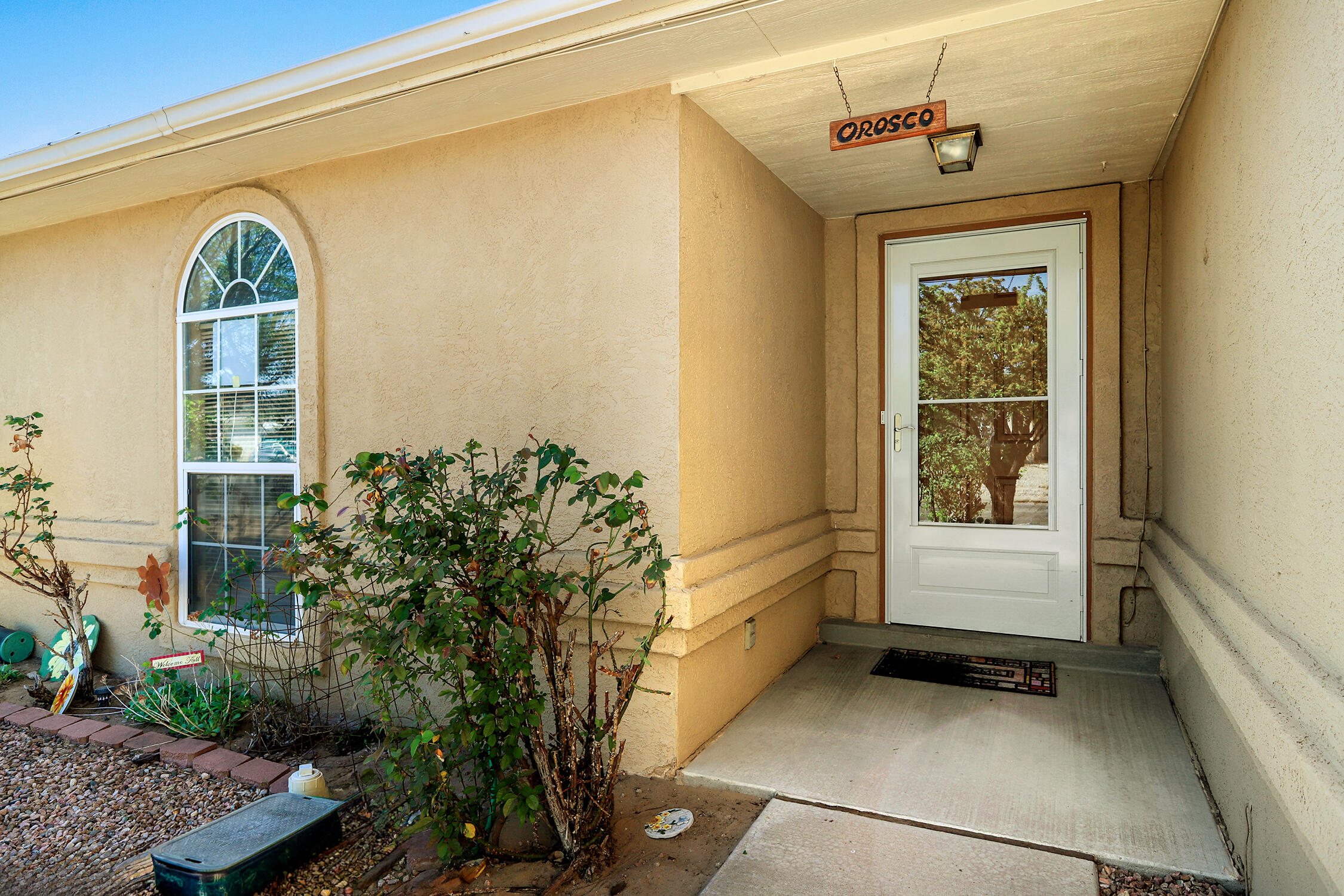 6700 Tierra Vista Avenue NW