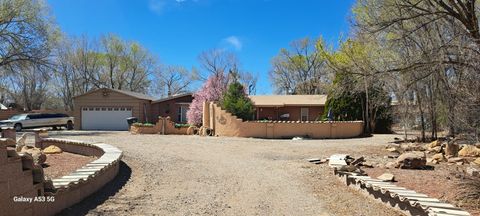 Photo of 6105 MOLINERO Court SW, Albuquerque, NM 87105 (MLS # 1092800)