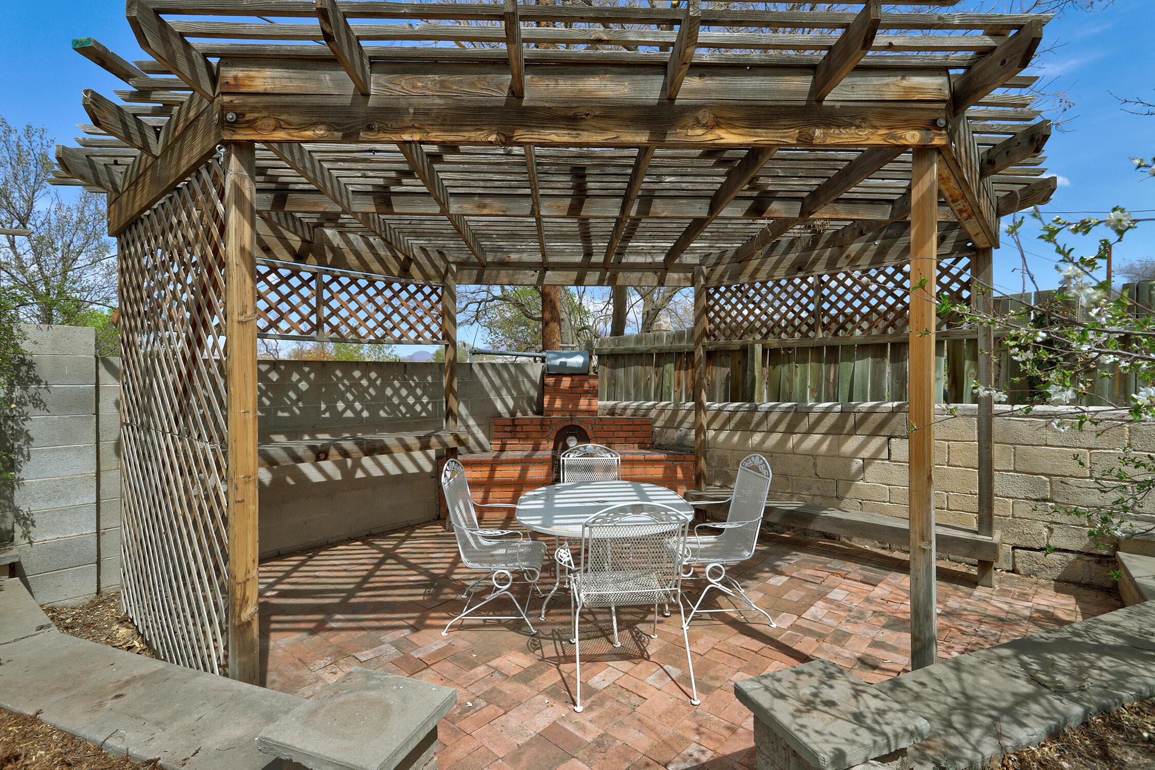 1000 Richmond Drive, Albuquerque, New Mexico image 44