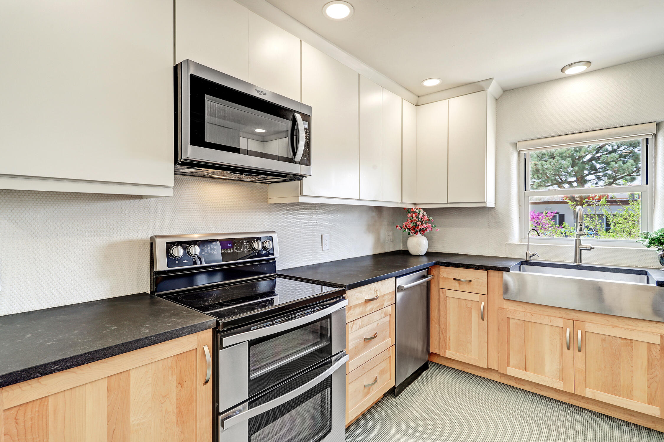 1000 Richmond Drive, Albuquerque, New Mexico image 8