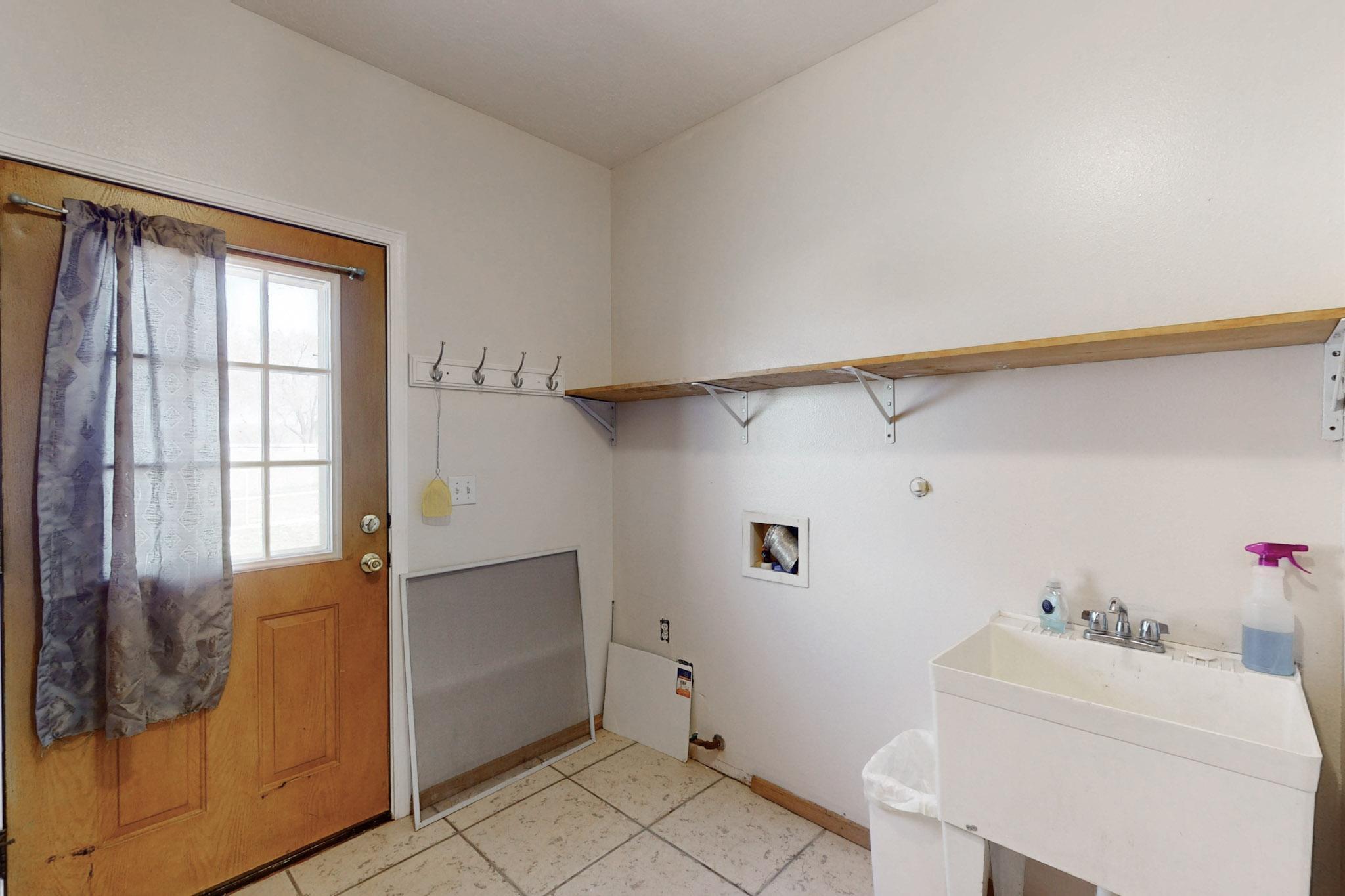 1229 N Molina Road, Belen, New Mexico image 48