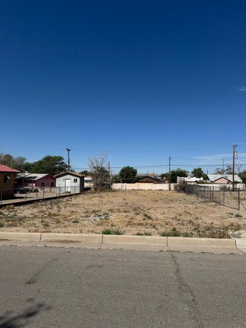 Vacant Land For Sale - 1807 E Walter Street<br/> Bernalillo County, Albuquerque, NM 87102