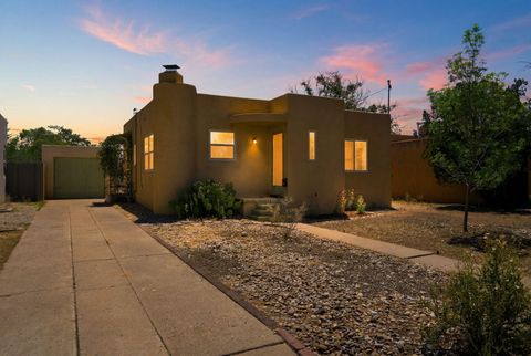 Homes For Sale - 518 Aliso Drive<br/> Albuquerque, NM 87108