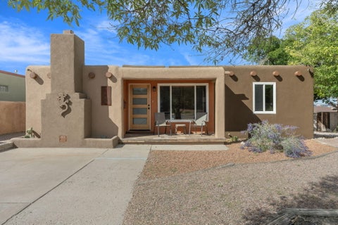Photo of 1609 Cornell Drive SE, Albuquerque, NM 87106 (MLS # 1112610)