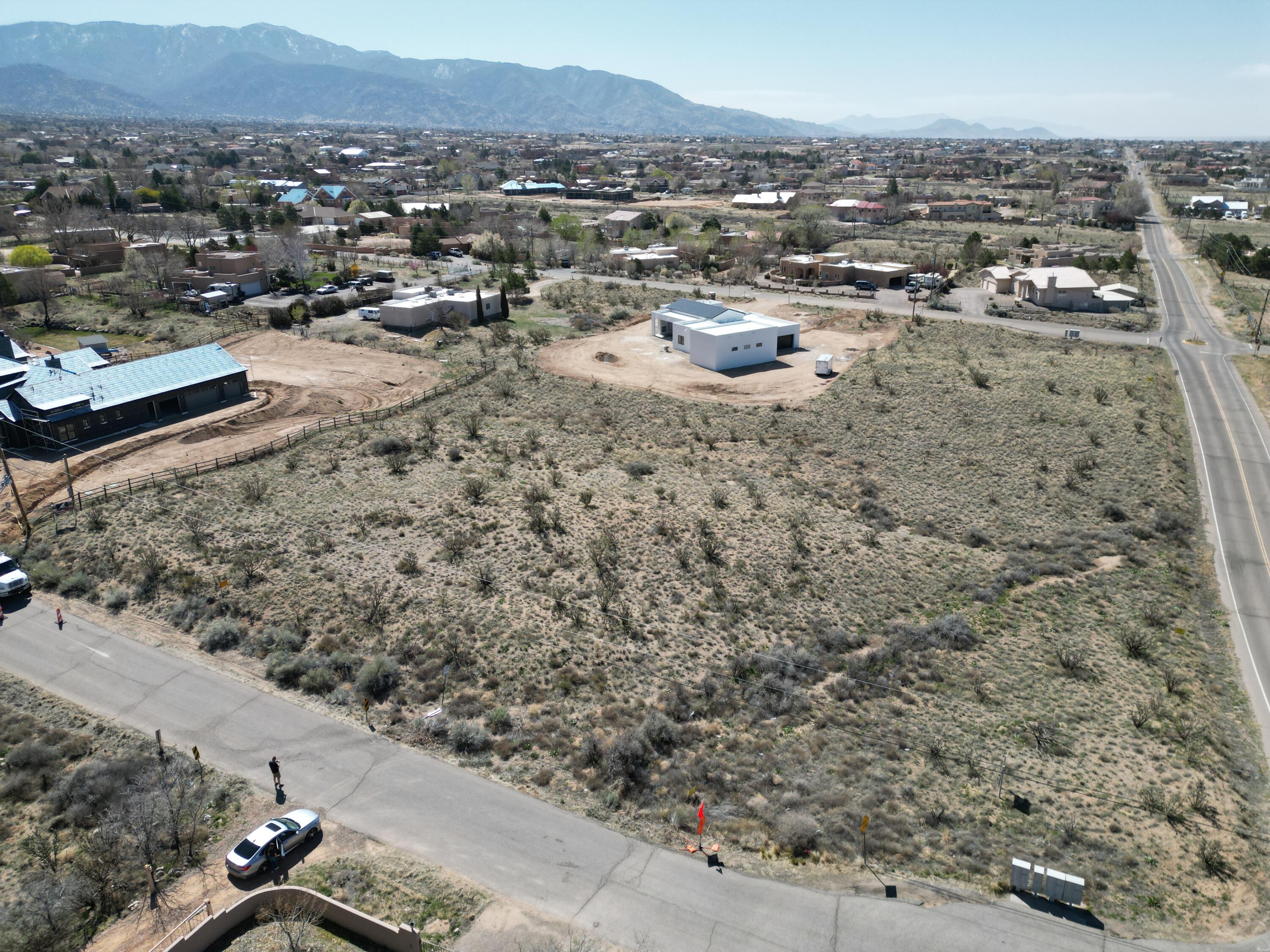 Oakland Avenue, Albuquerque, New Mexico image 2