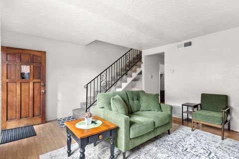 1121 Chelwood Park Boulevard NE APT 7 Albuquerque NM 87112