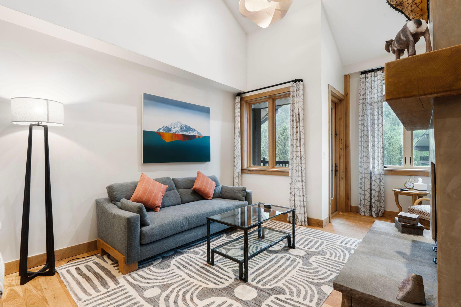 116 Sutton Place 504