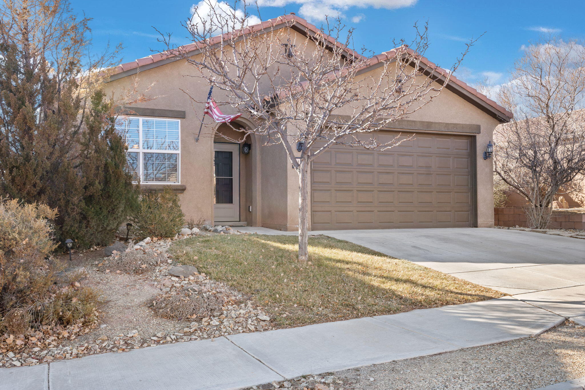 313 Loma Linda Loop, Rio Rancho, New Mexico image 2