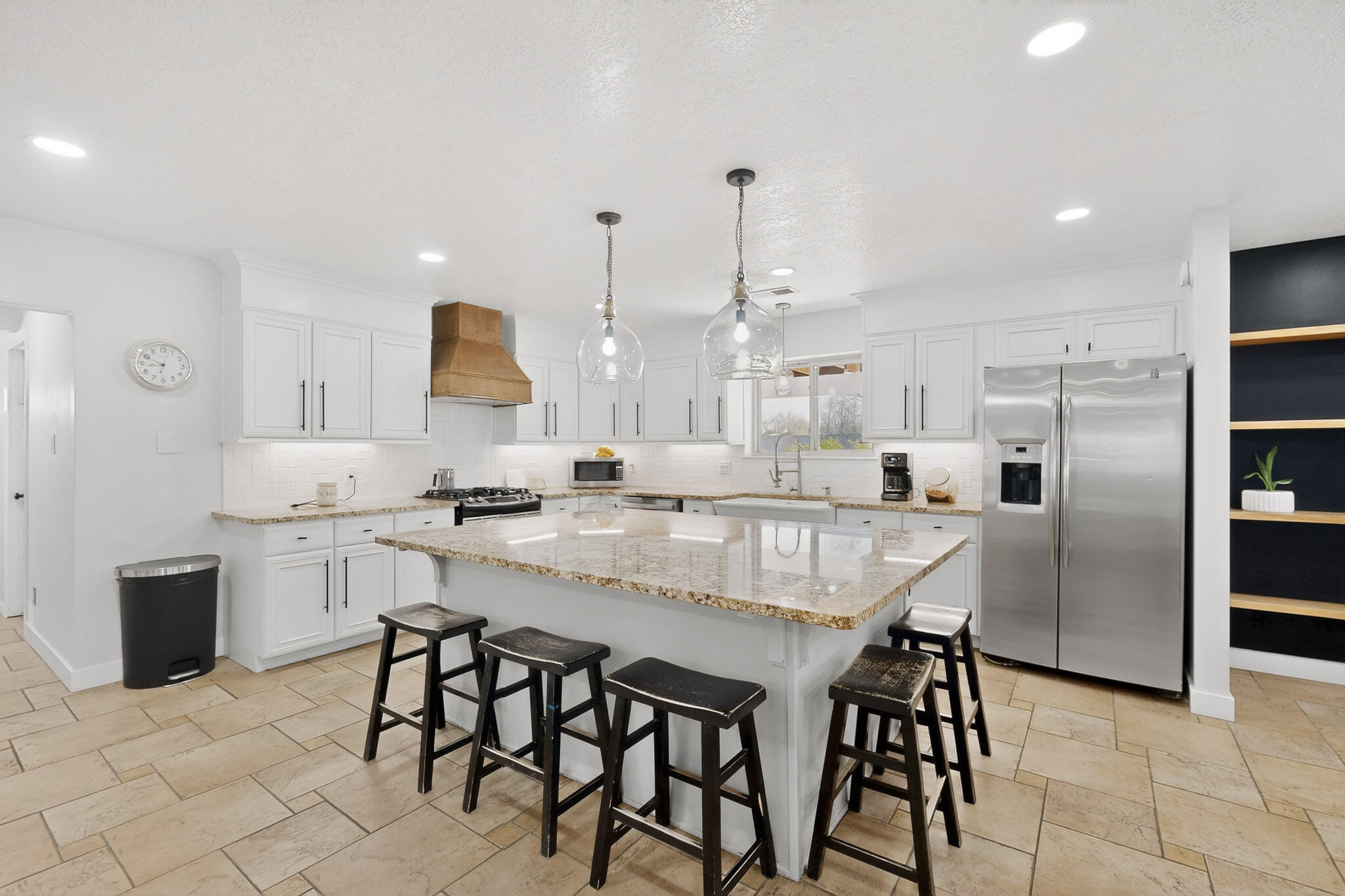 2801 Acequia Drive SW