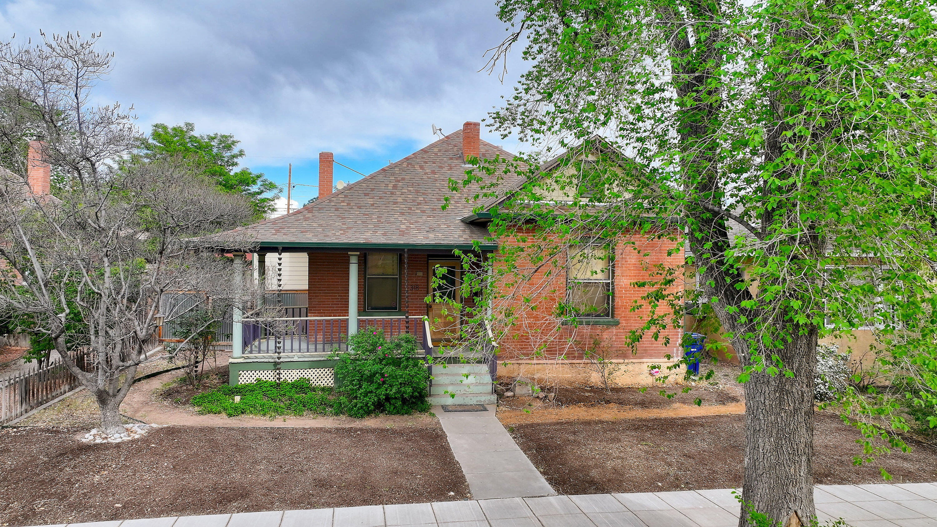 318 Walter Street, Albuquerque, New Mexico image 1