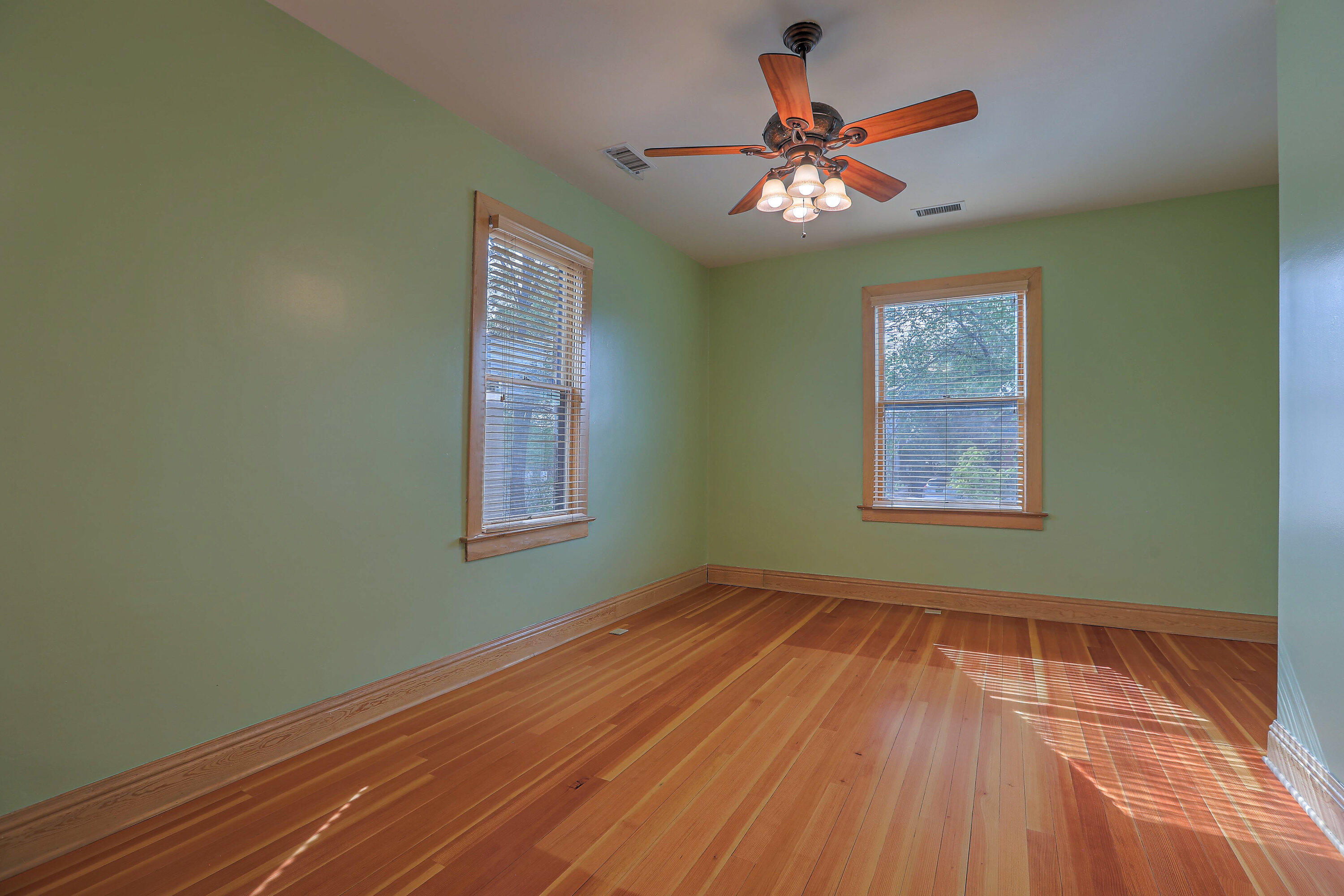 318 Walter Street, Albuquerque, New Mexico image 6