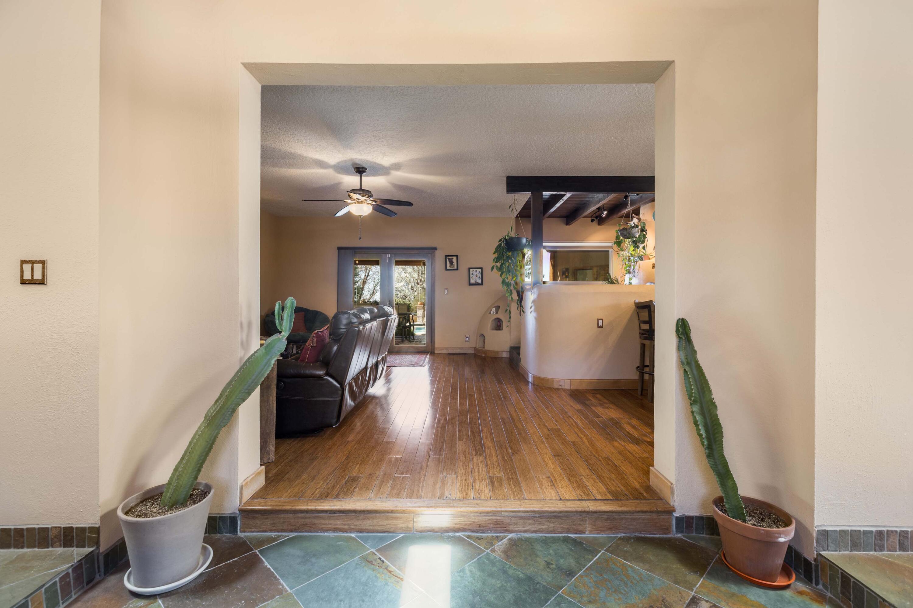 3305 Ocotillo Court NE