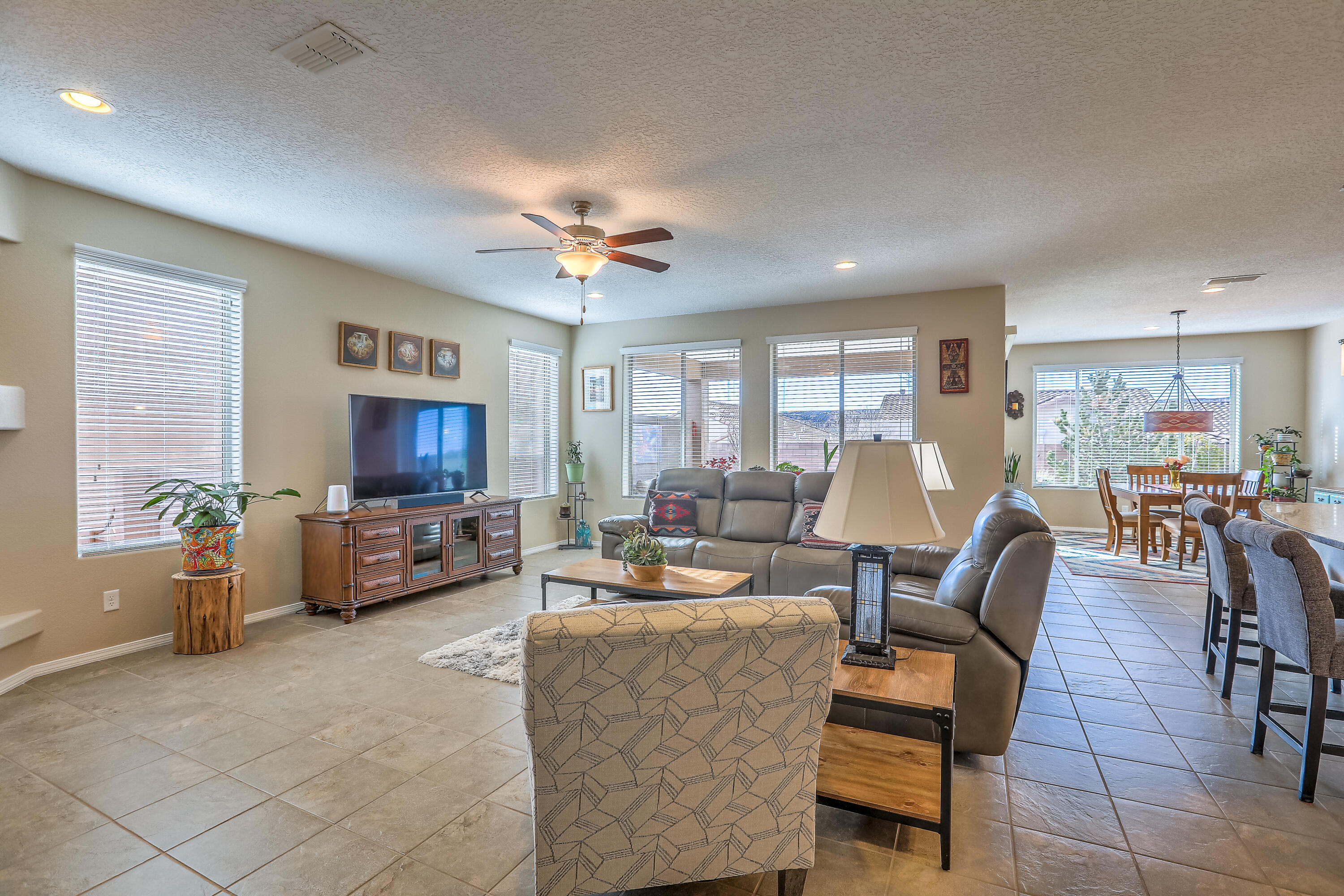 2331 Komatke Trail NW