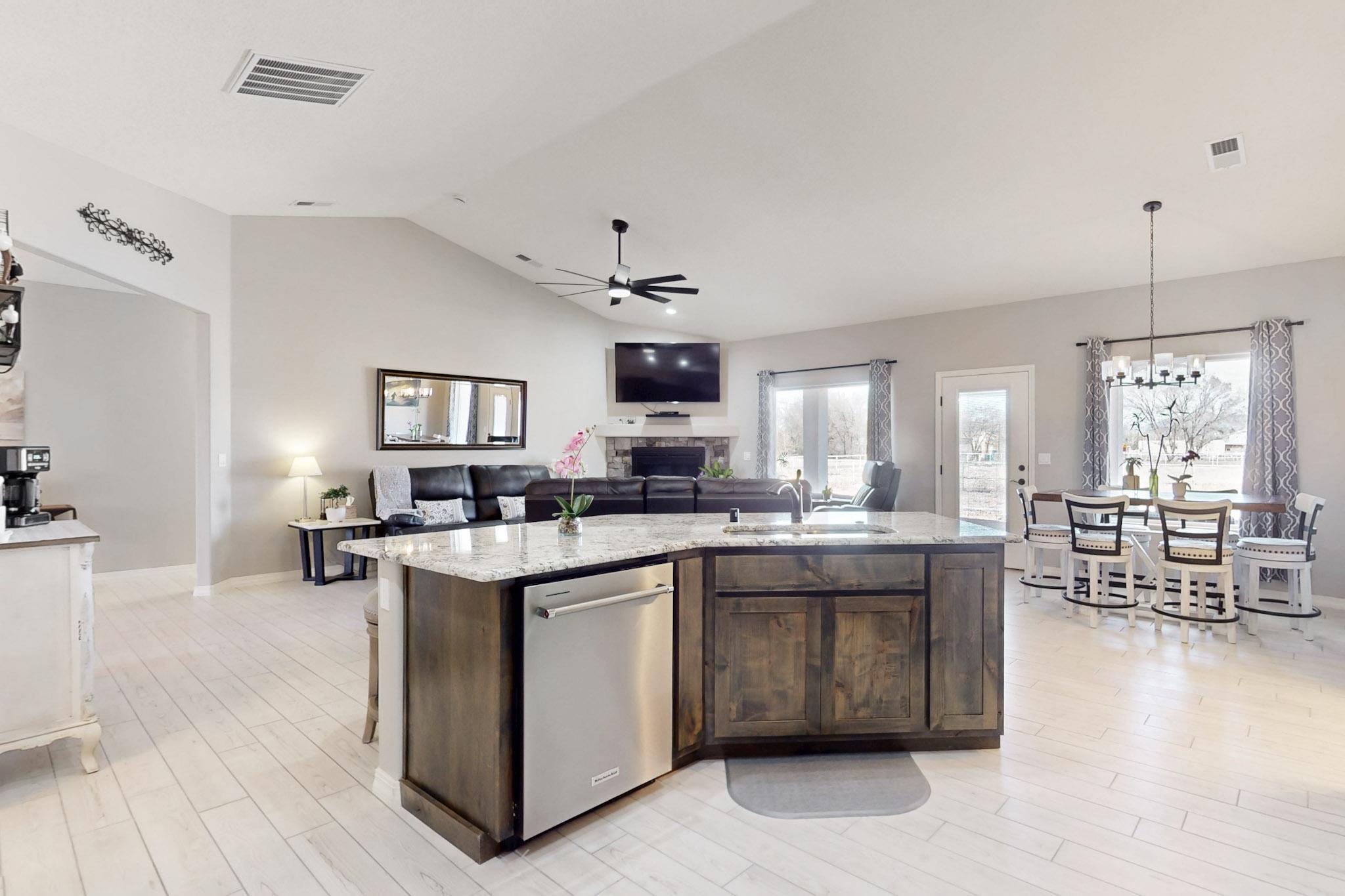 251 Trujillo Street, Los Lunas, New Mexico image 13