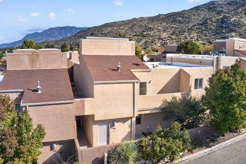 Photo of 13250 Candelaria Road NE, Albuquerque, NM 87112 (MLS # 1113031)