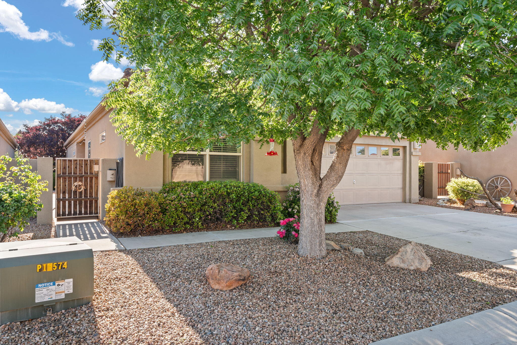 3827 Fox Sparrow Trail, Albuquerque, New Mexico image 2