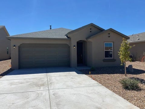 Photo of 10 Margarita Circle, Los Lunas, NM 87031 (MLS # 1112177)