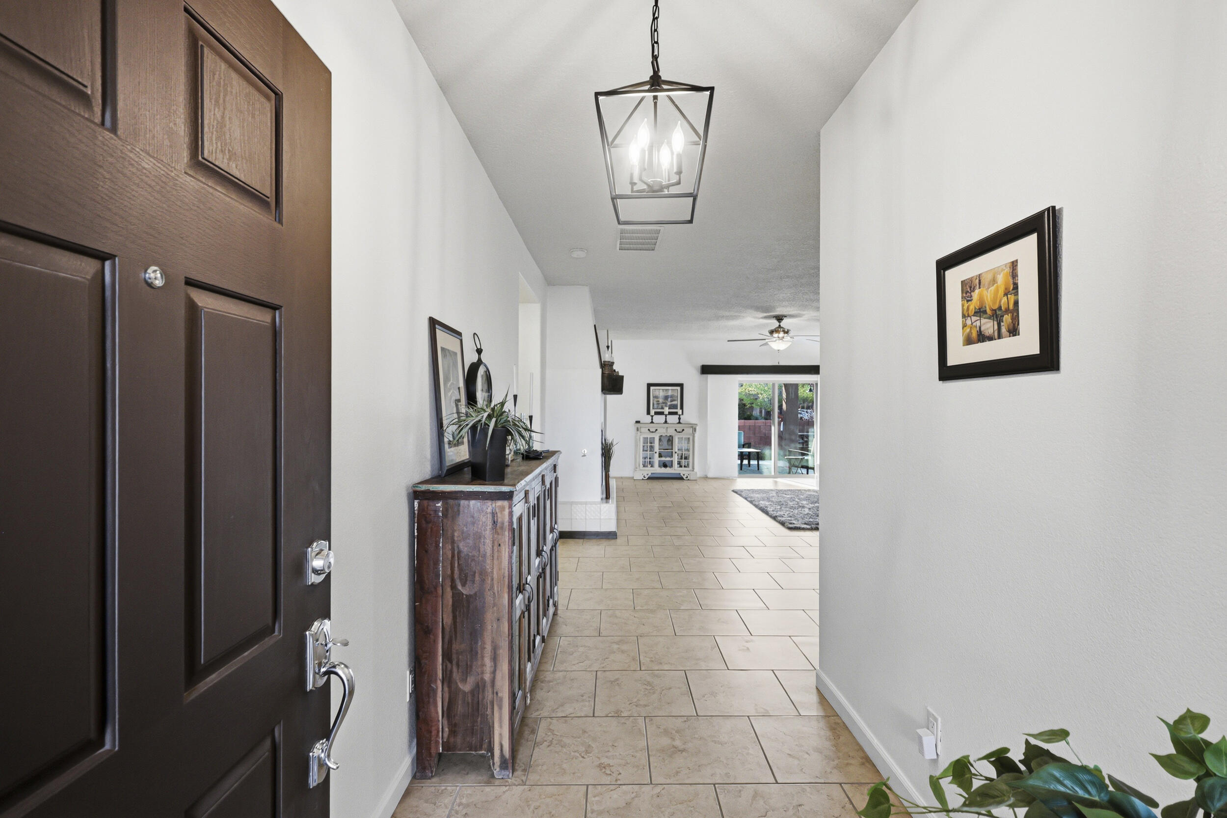 229 Paseo Vista Loop NE