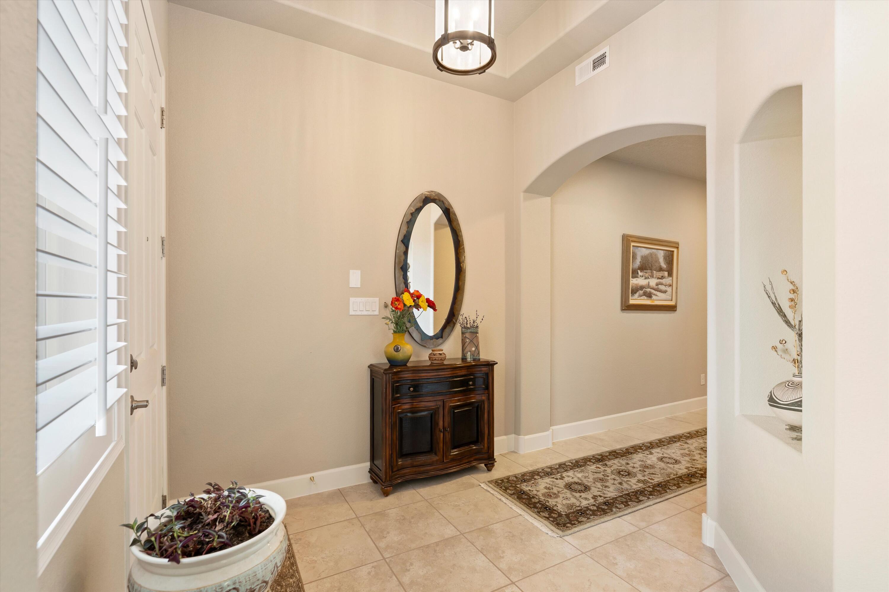 5935 Vista Manzano Court NE