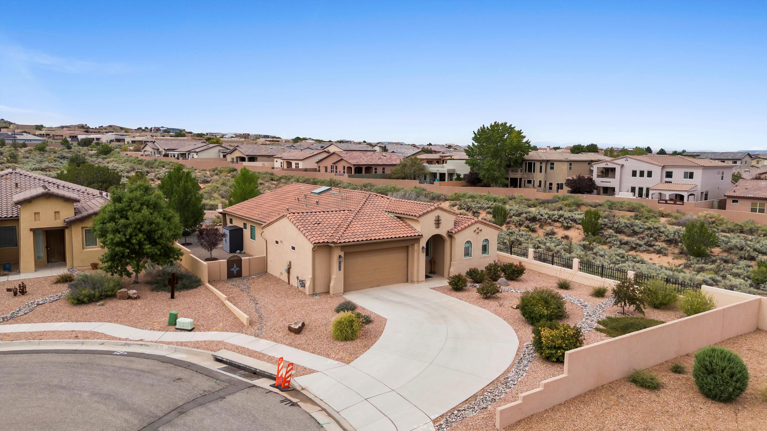 5935 Vista Manzano Court NE