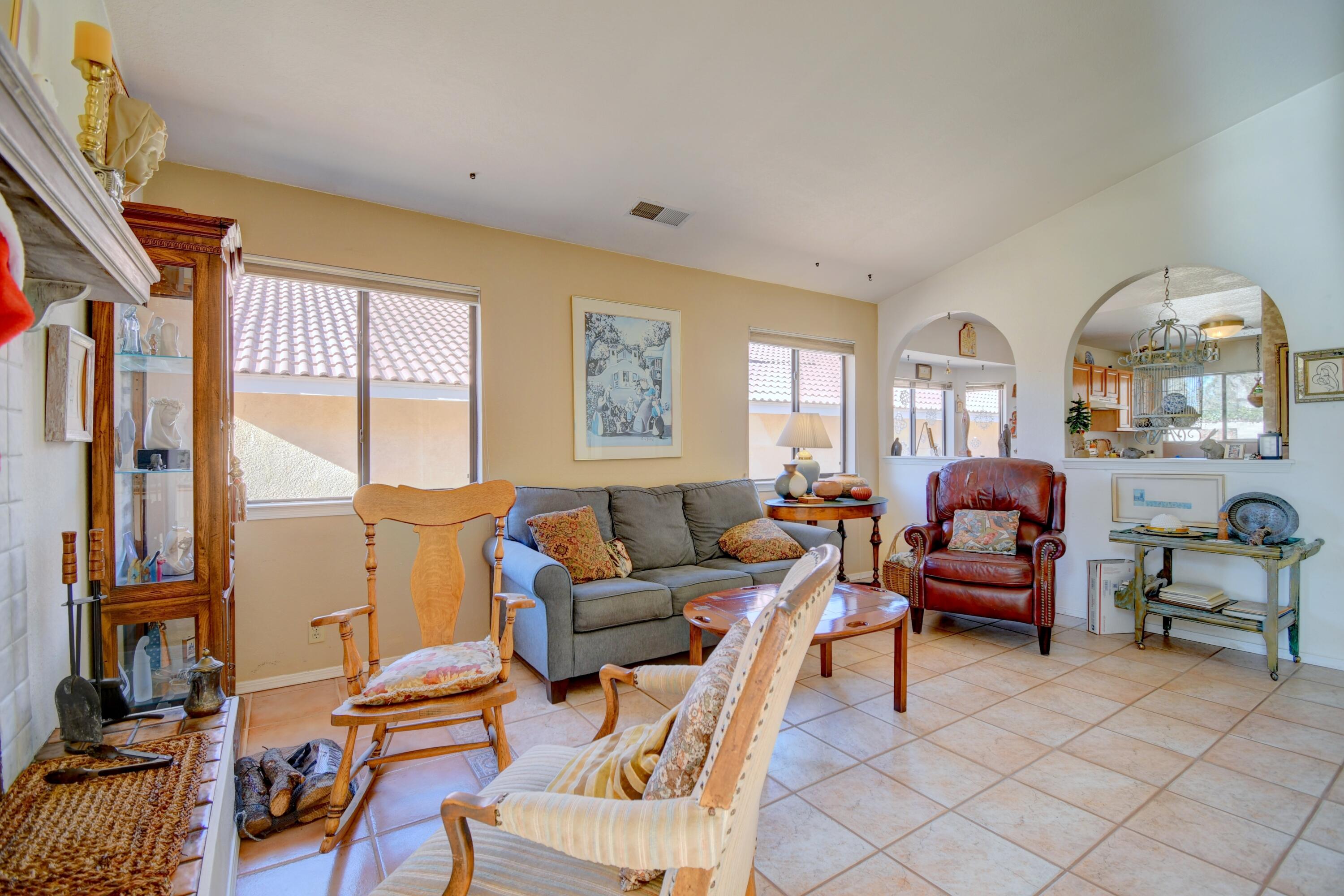 10232 Casador Del Oso NE