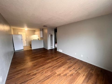 Photo of 423 Dallas Street SE #A, Albuquerque, NM 87108 (MLS # 1104958)
