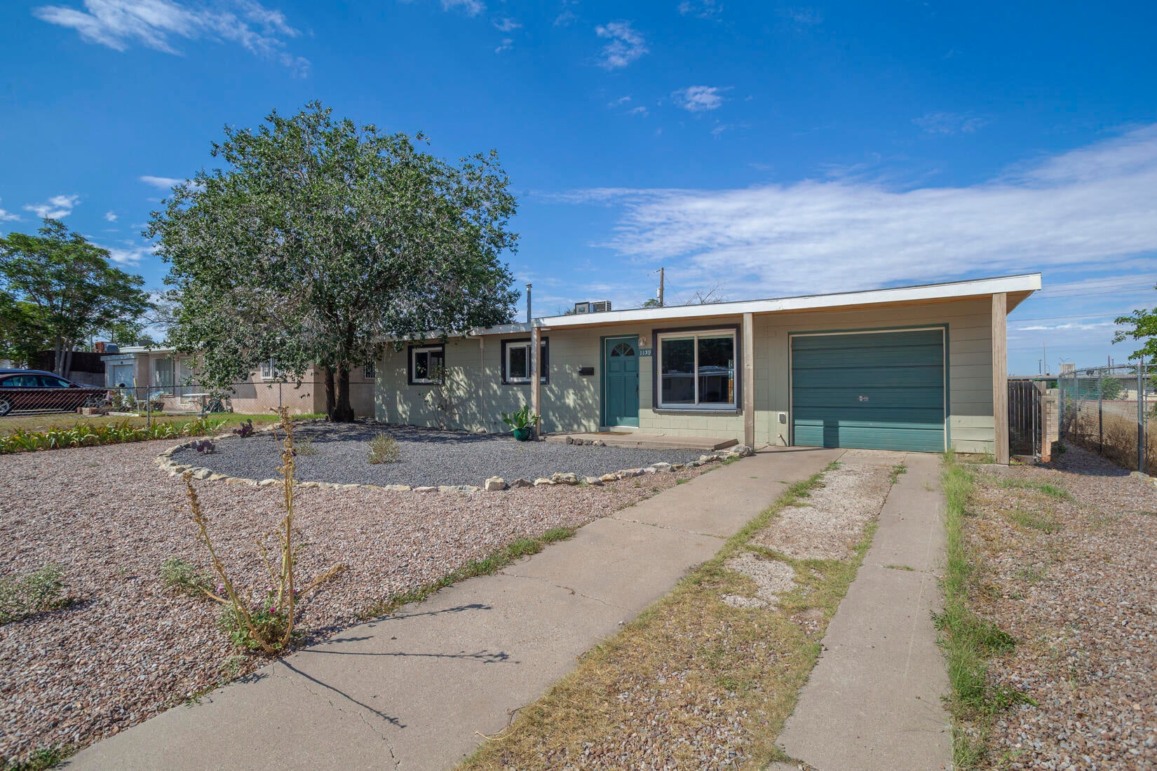 1139 Marron Circle NE