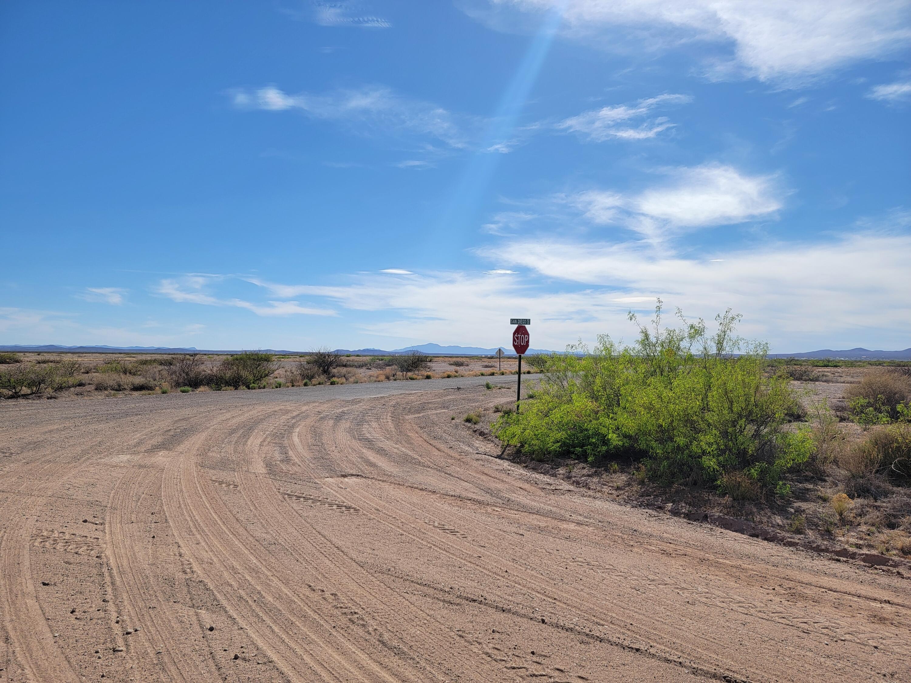 28541 San Diego Road, Columbus, New Mexico image 2