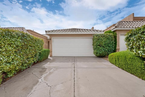 Townhouse For Sale - 4909 Sereno Drive<br/> Albuquerque, NM 87111
