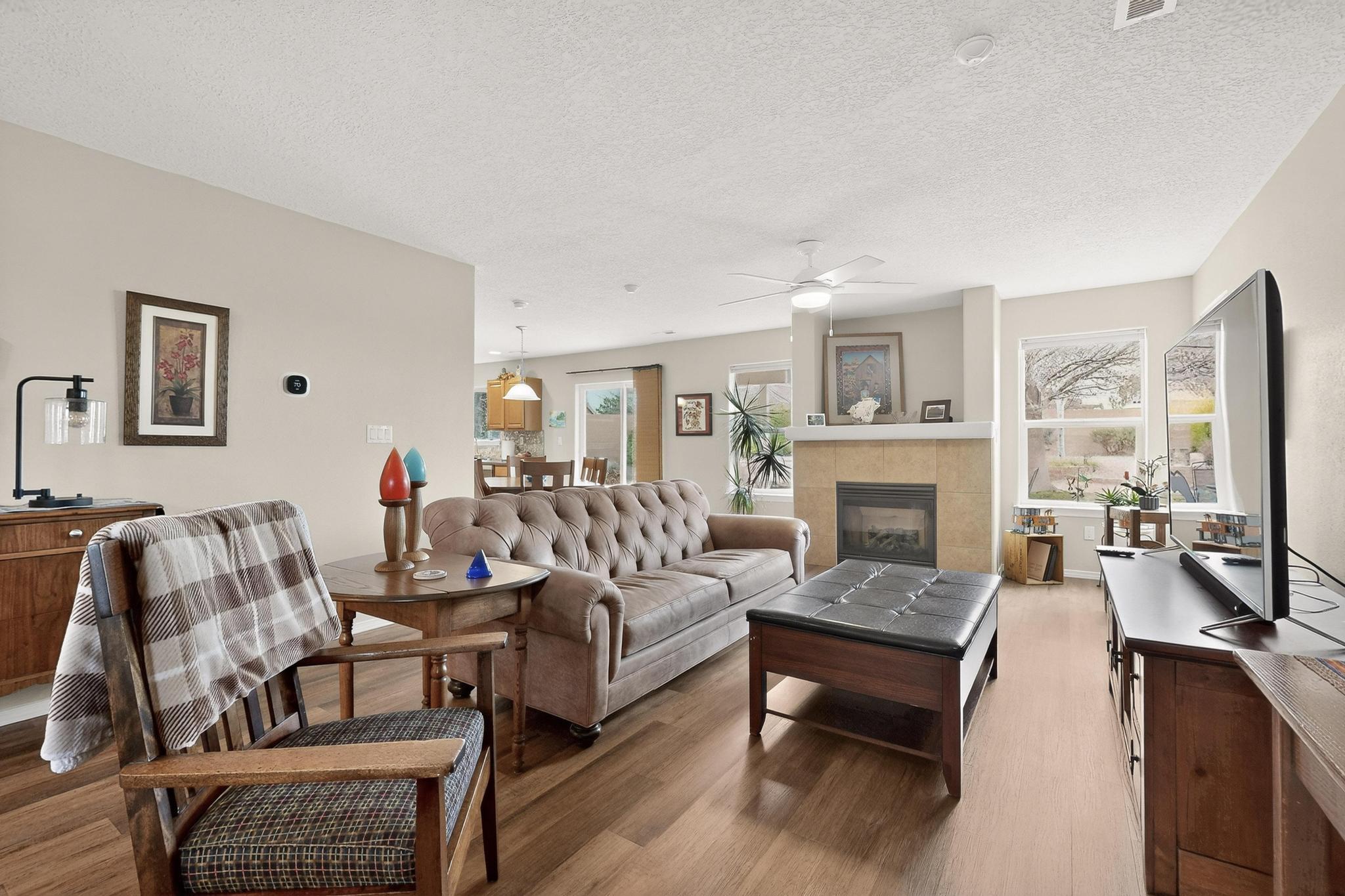 7904 Sierra Altos Place NW