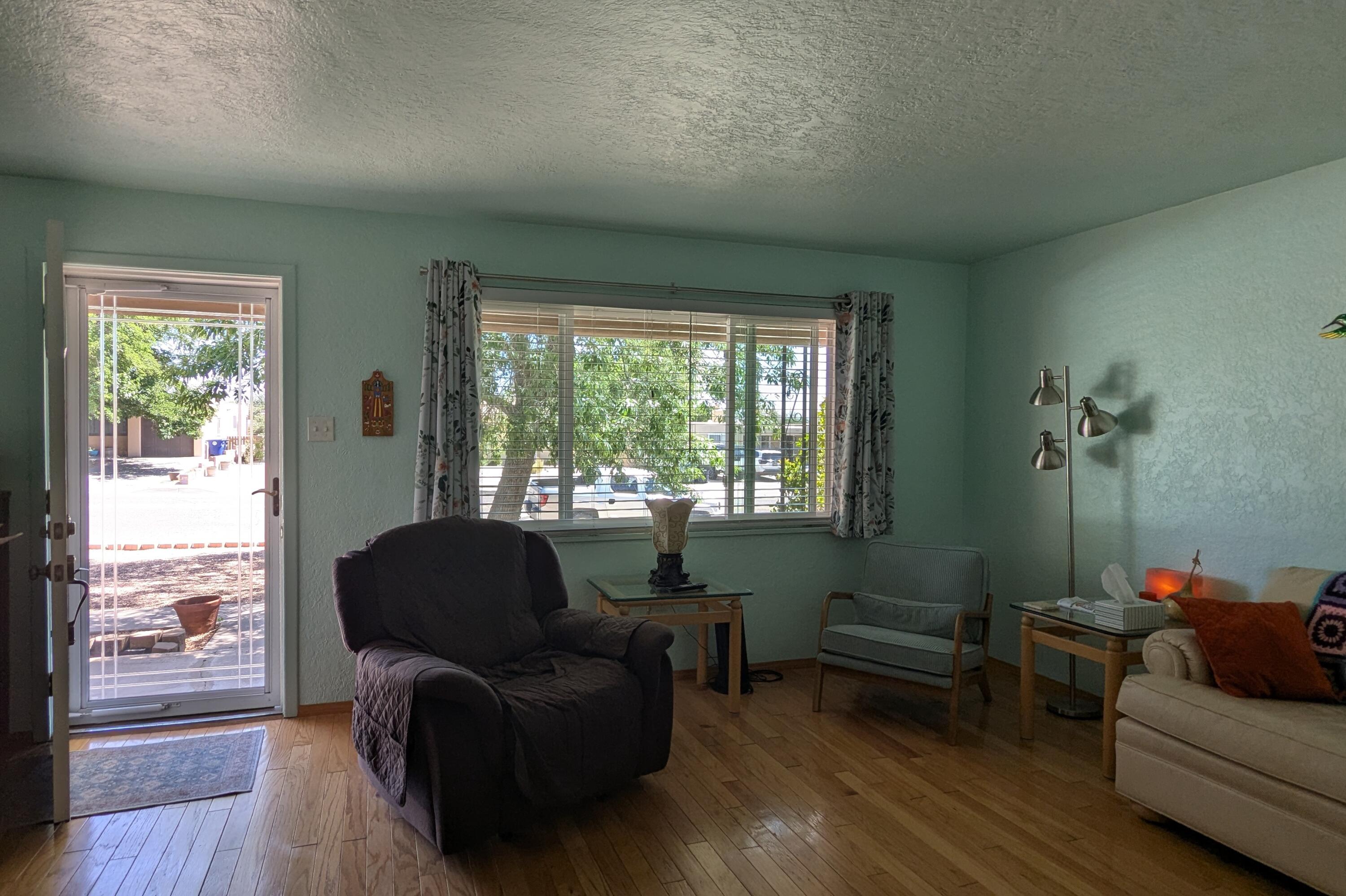 9521 Snow Heights Boulevard, Albuquerque, New Mexico image 2
