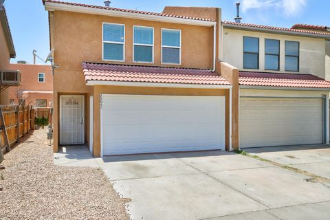 Townhouse For Sale - 2905 Bright Star Drive<br/> Albuquerque, NM 87120