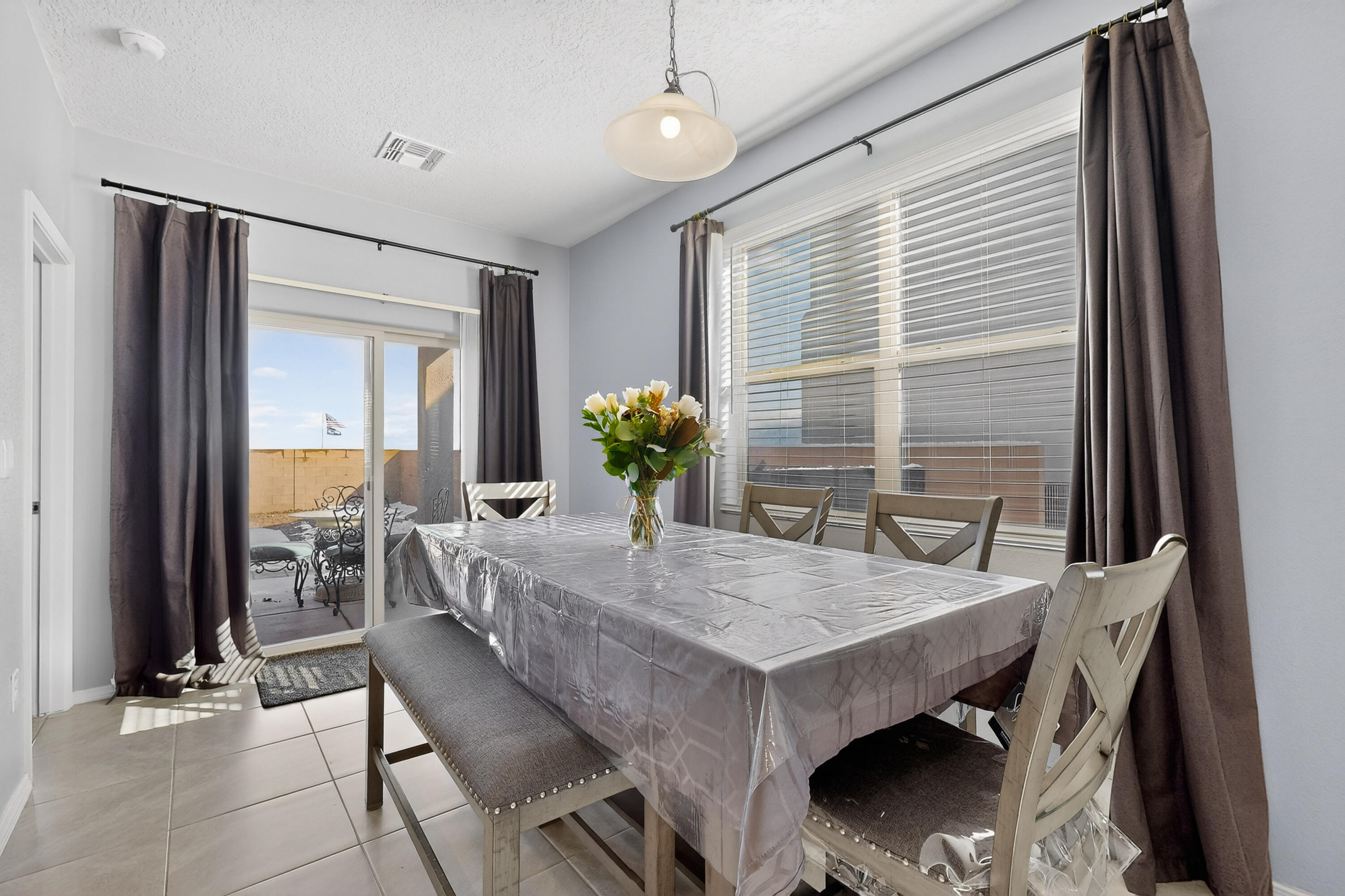 1481 Vista Grande Loop NE