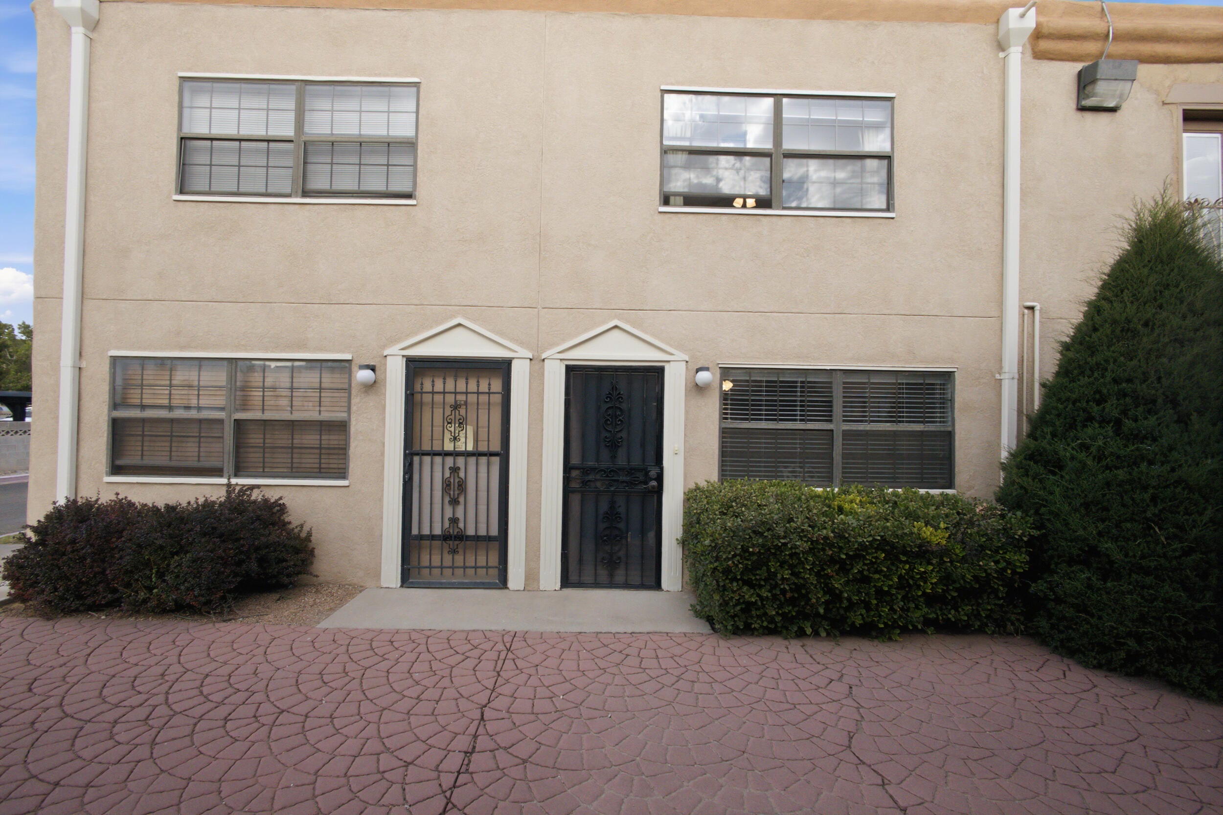 6041 Sequoia Road NW C13