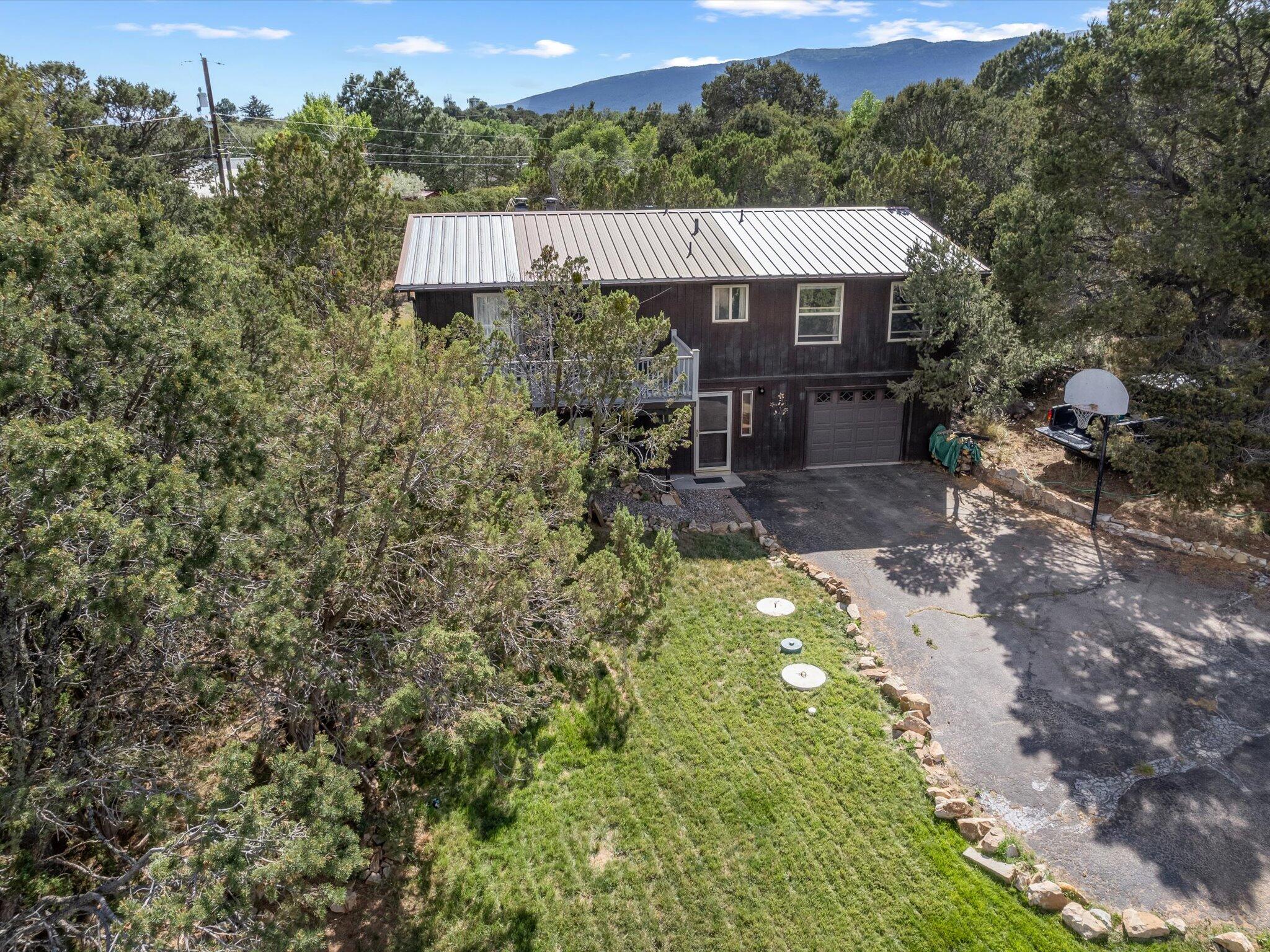 154 Sangre De Cristo Circle, Cedar Crest, New Mexico image 3