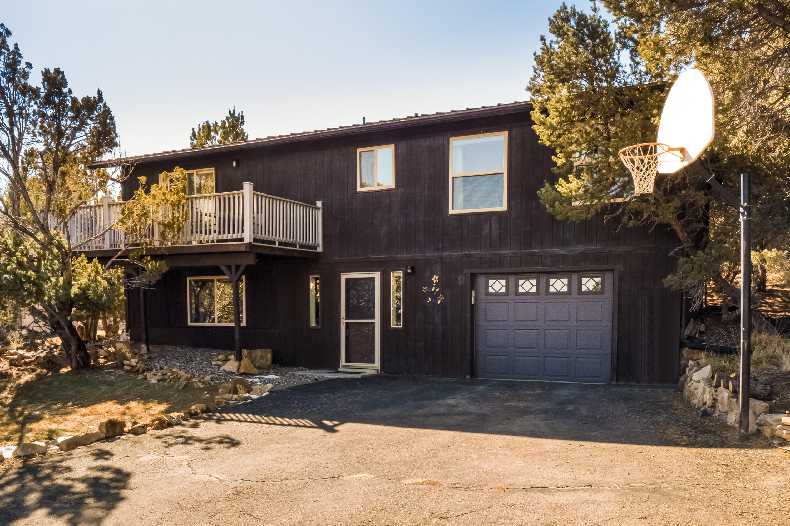 154 Sangre De Cristo Circle, Cedar Crest, New Mexico image 1