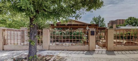 Photo of 516 Arno Street NE, Albuquerque, NM 87102 (MLS # 1099396)