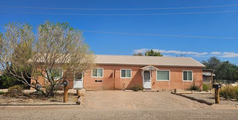 Townhouse For Sale - 200 S 8th Street<br/> Santa Rosa, NM 88435