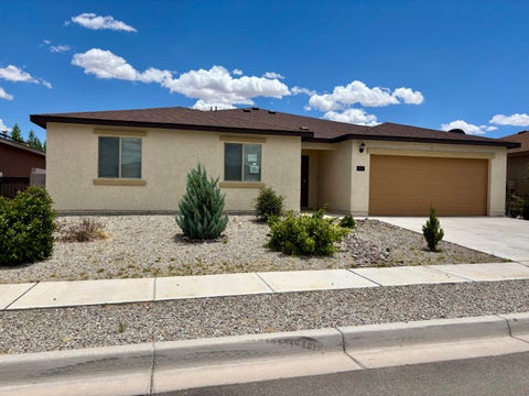 Photo of 904 Camino De Las Violeta, Belen, NM 87002 (MLS # 1107990)