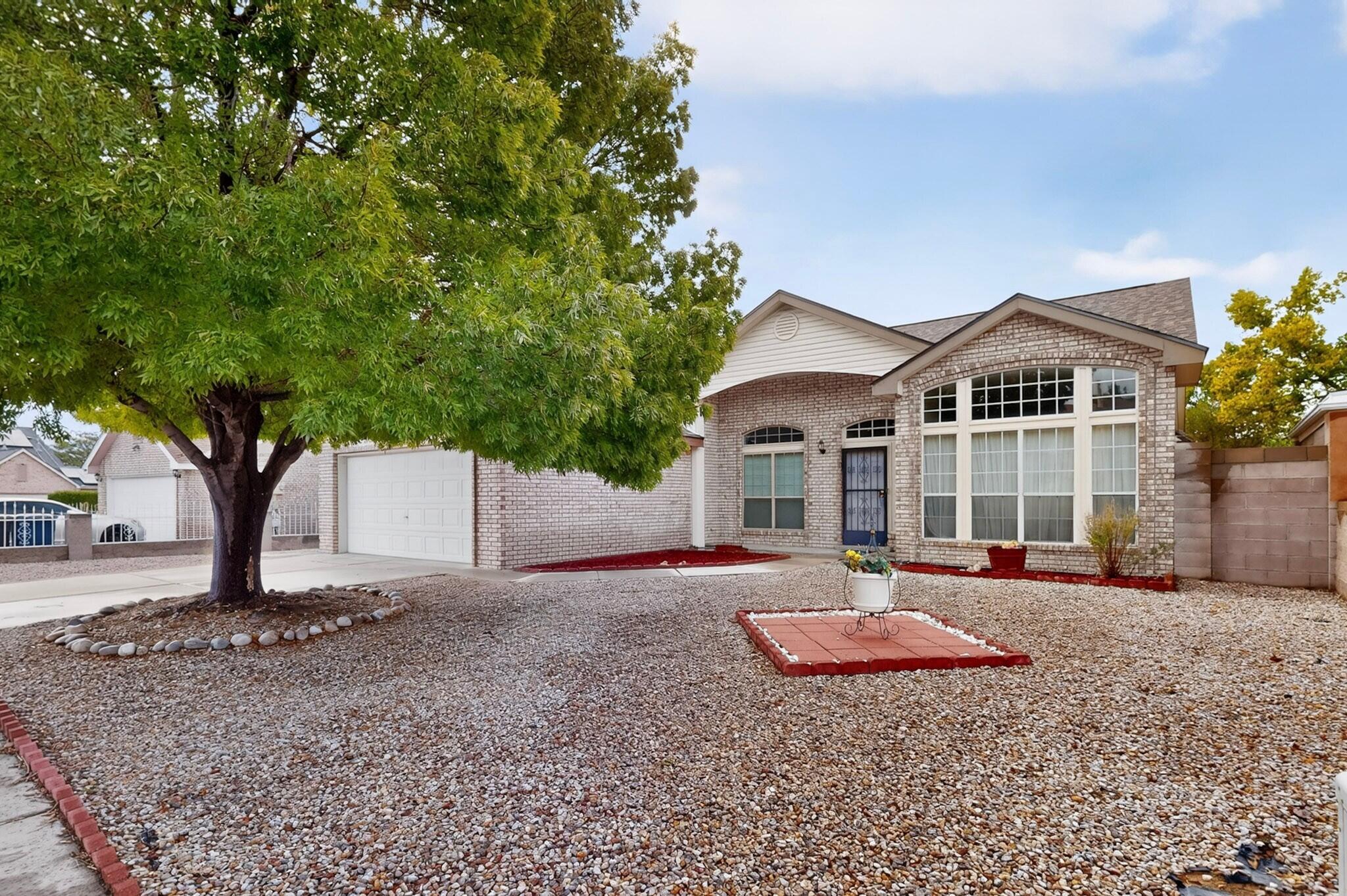 7204 Sol Poniente Road NW
