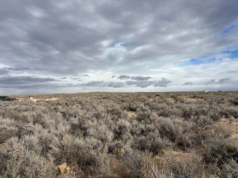 Photo of Lot 8 Rio Del Oro, Los Lunas, NM 87031 (MLS # 1096589)