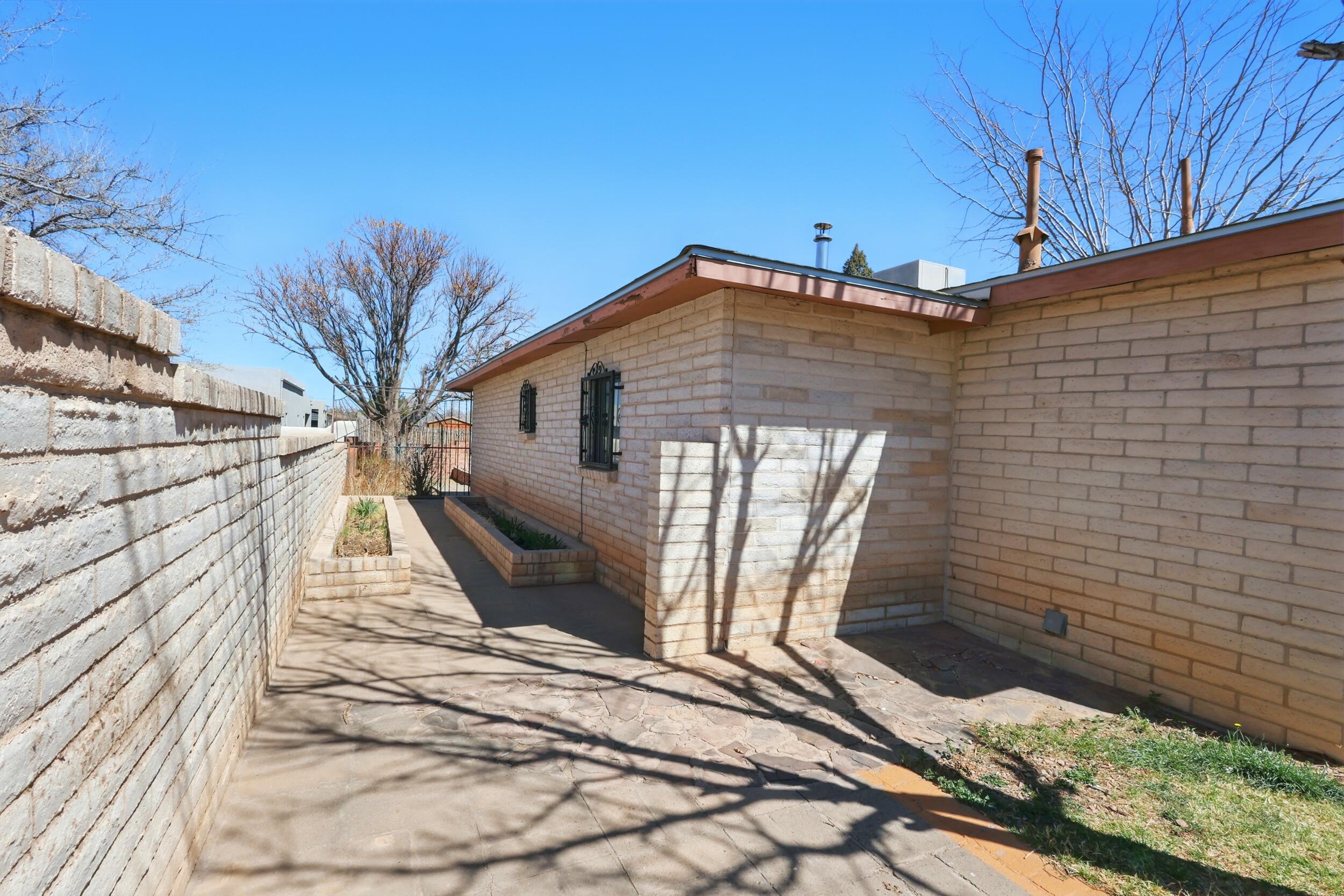 316 Camino Seis, Albuquerque, New Mexico image 28