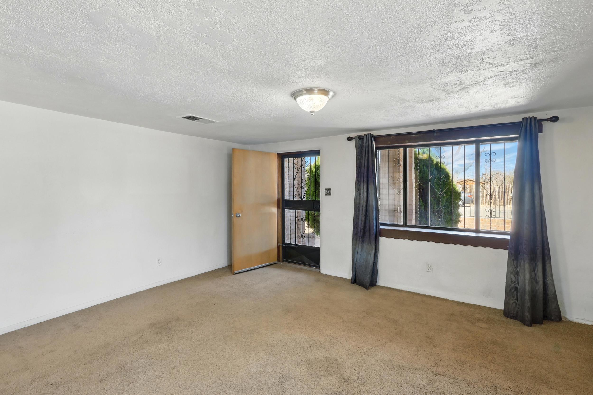 316 Camino Seis, Albuquerque, New Mexico image 5