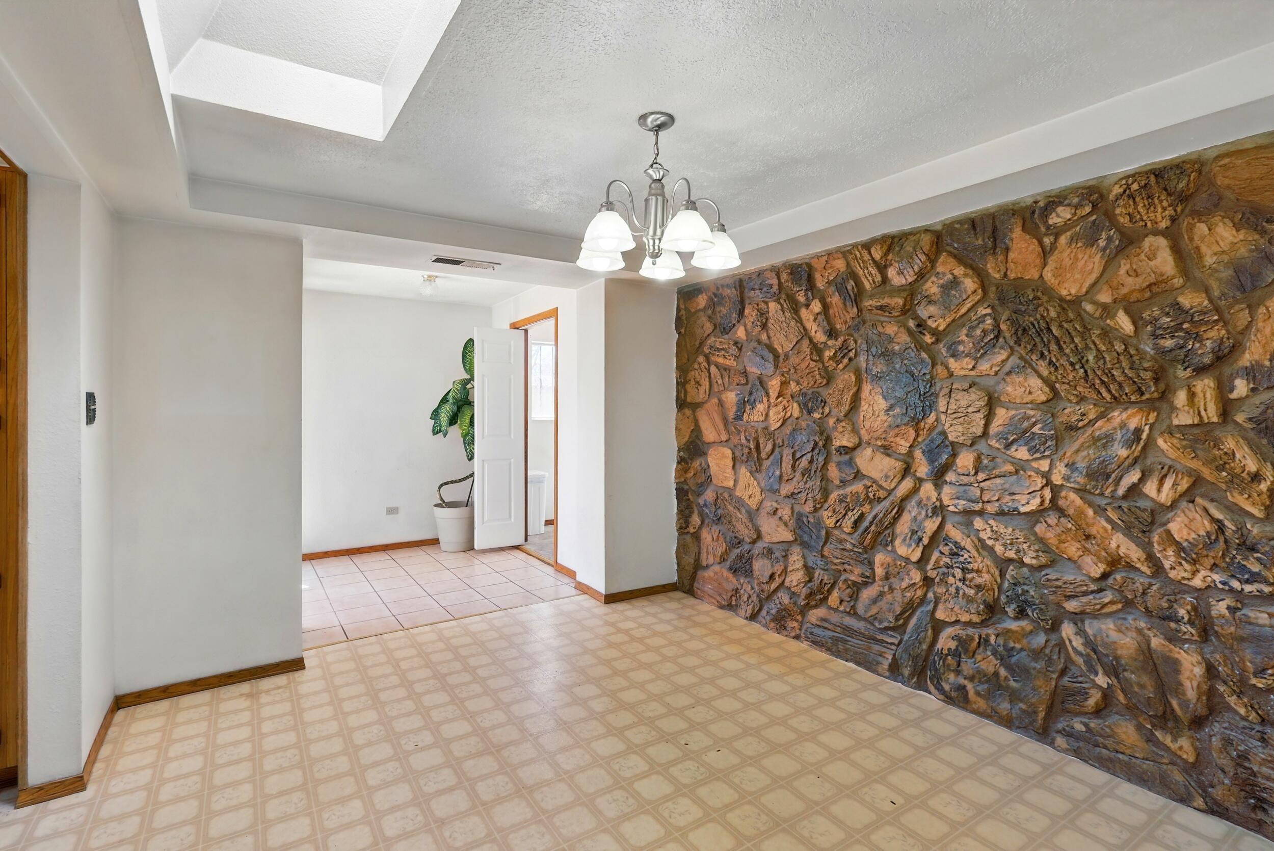 316 Camino Seis, Albuquerque, New Mexico image 14