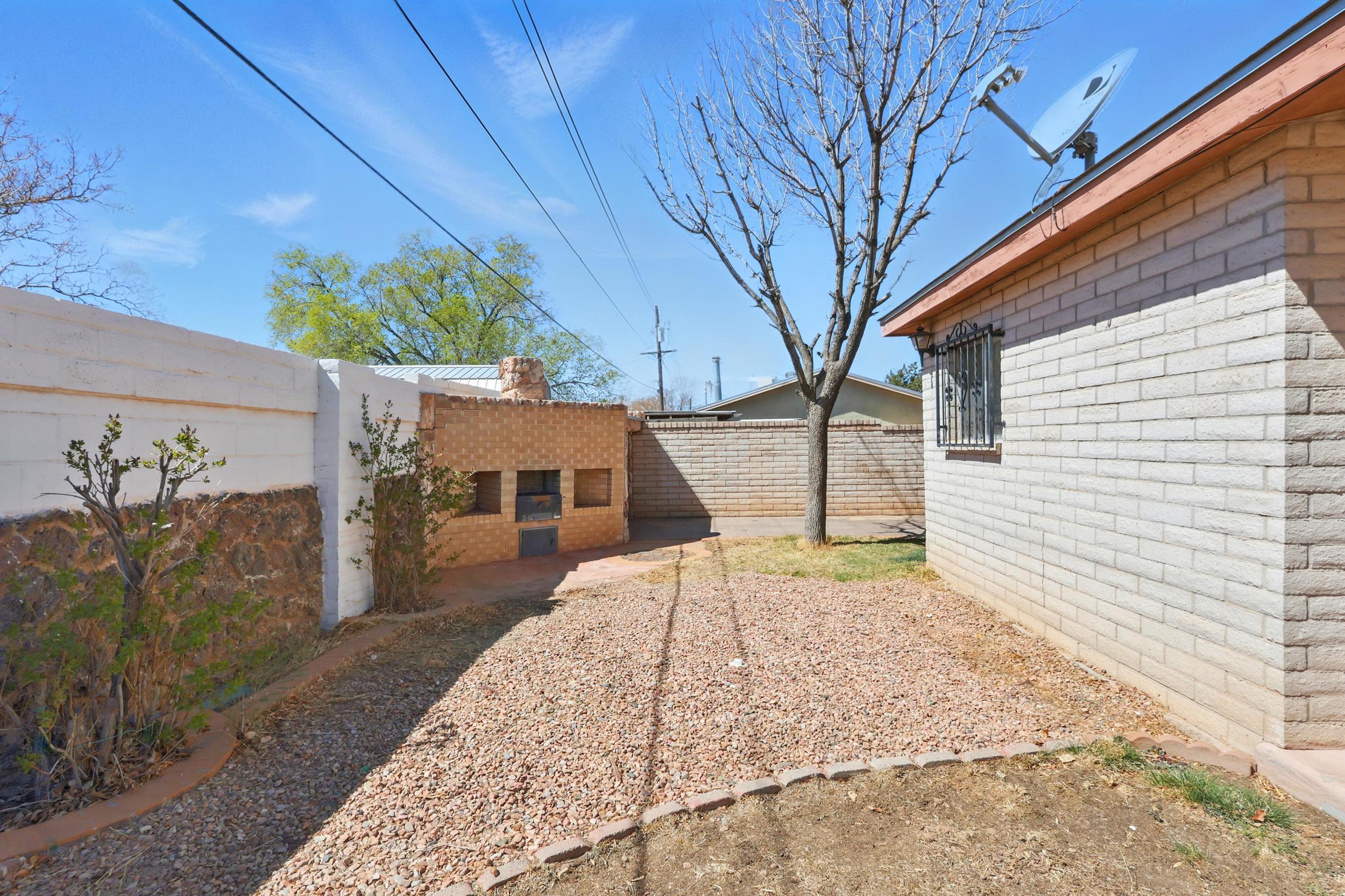 316 Camino Seis, Albuquerque, New Mexico image 26