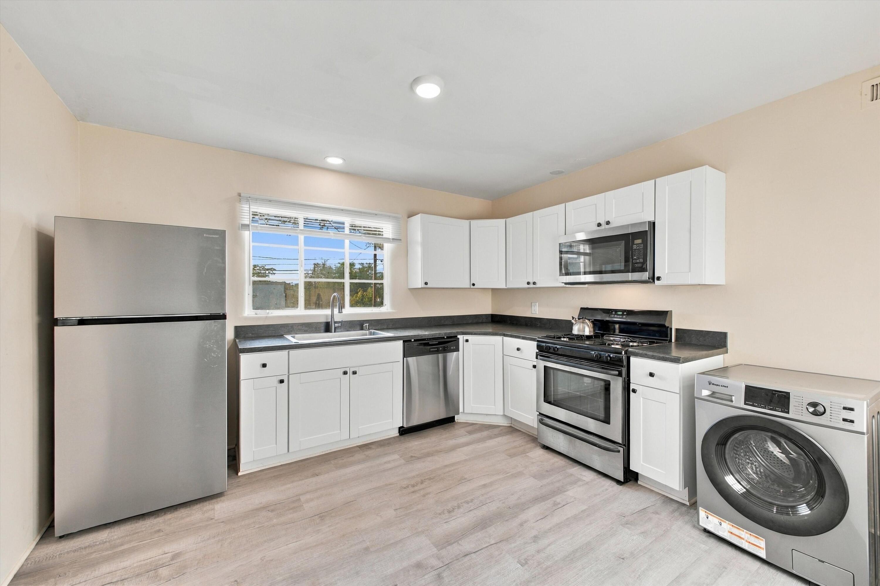 1311 Dartmouth Drive NE