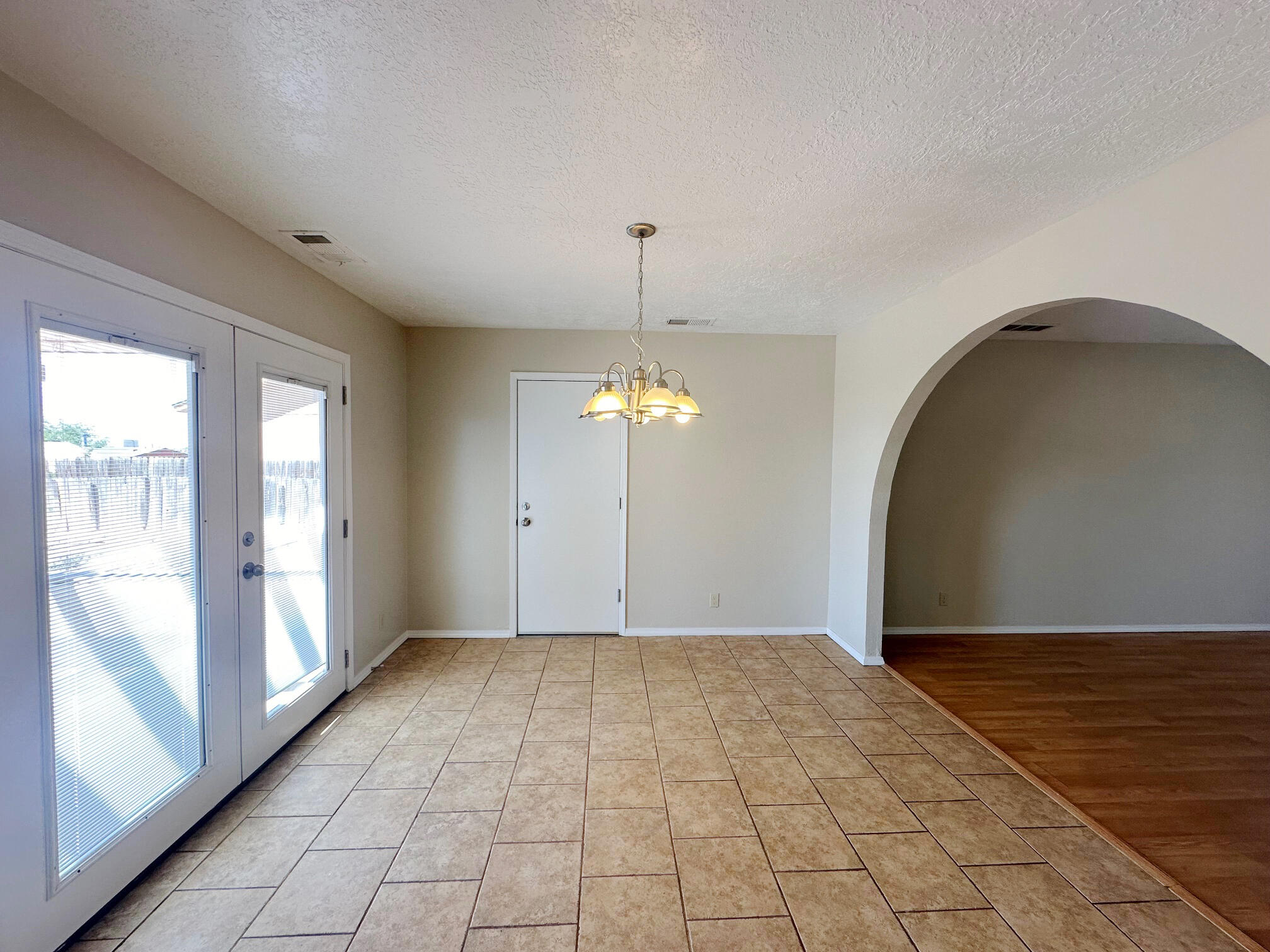 1560 Glendale Court, Rio Rancho, New Mexico image 6